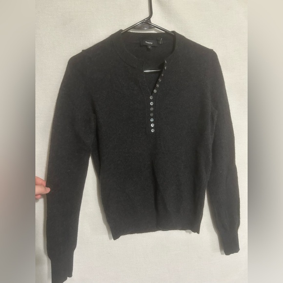 Theory 100% cashmere charcoal sweater - Picture 1 of 8